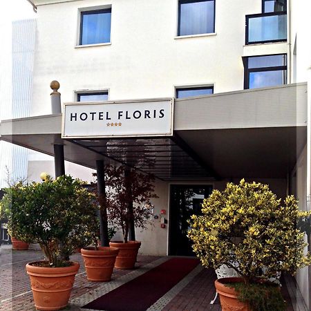 Hotel Floris Моляно Венето Екстериор снимка