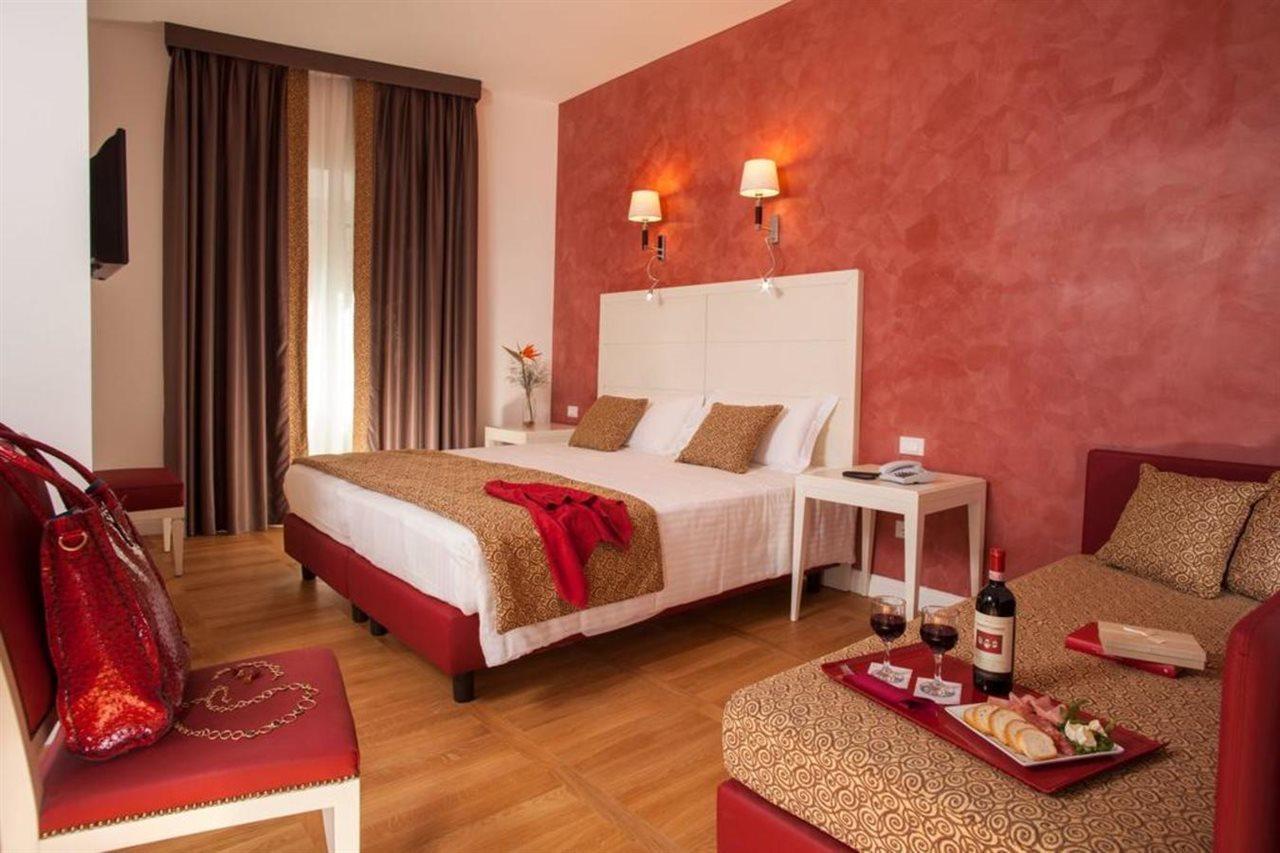 Hotel Floris Моляно Венето Екстериор снимка