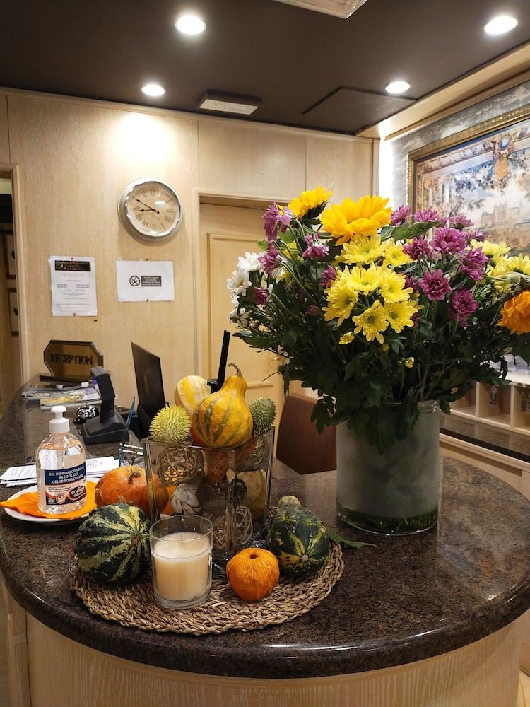 Hotel Floris Моляно Венето Екстериор снимка